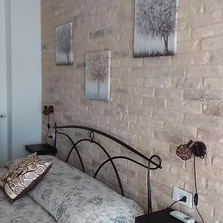 Primae Noctis Guest house