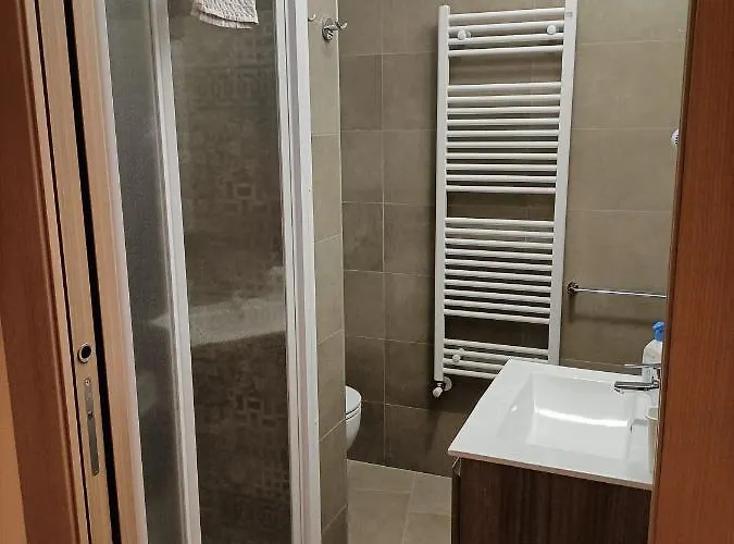 Primae Noctis בית הארחה